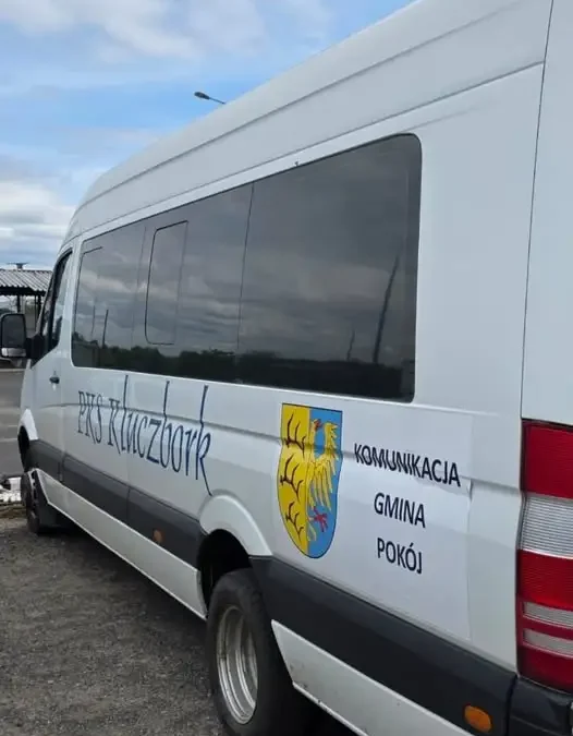 Bezpłatna komunikacja gminna w Pokoju – nowe rozkłady jazdy