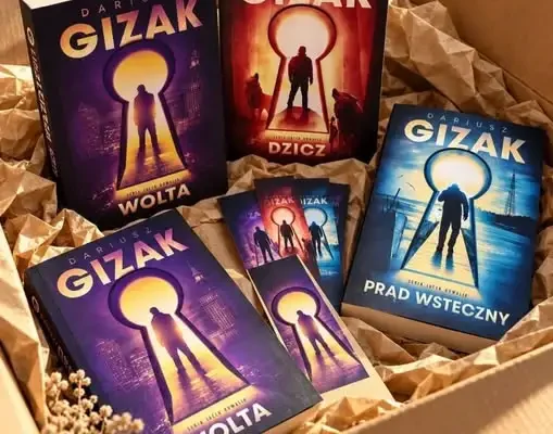 Książkowa niespodzianka w bibliotece – thrillery Dariusza Gizaka trafiły do recenzji