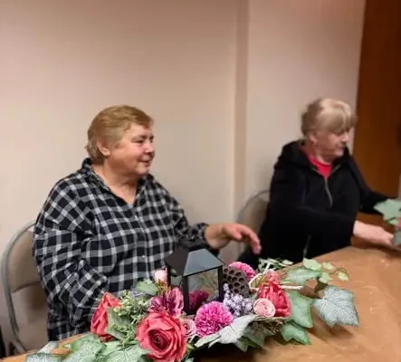 Warsztaty dekoracji nagrobnych w GOKiBP Wilków – druga grupa zakończyła zajęcia