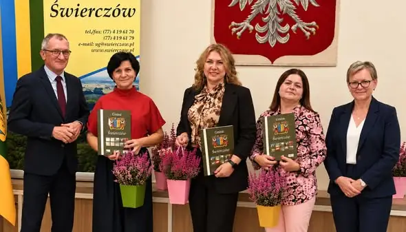 Dzień Edukacji Narodowej w Gminie Świerczów – Nagrody Wójta dla Nauczycieli